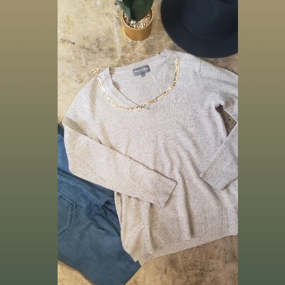 Michael Stars lightweight beige sweater